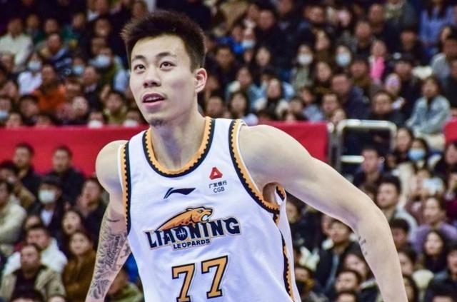 广州队险胜篮网，张镇麟扛起全队