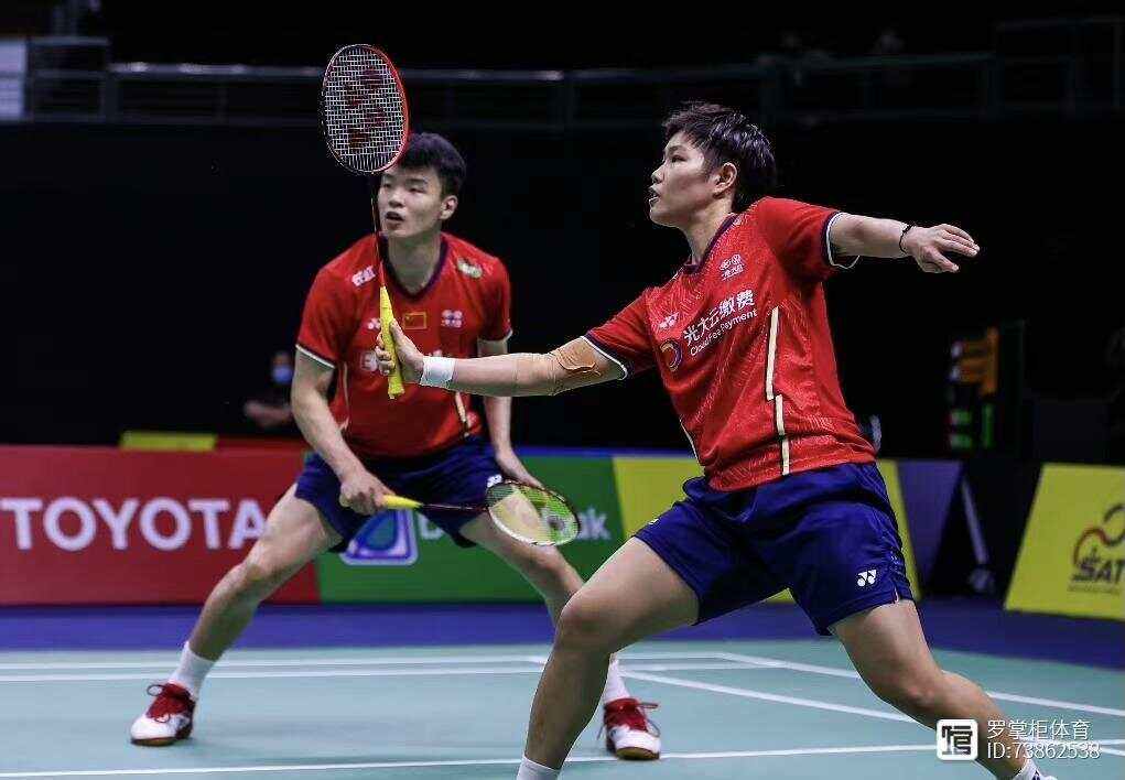 丹麦队力克德国队，黄鸭组合关键制胜